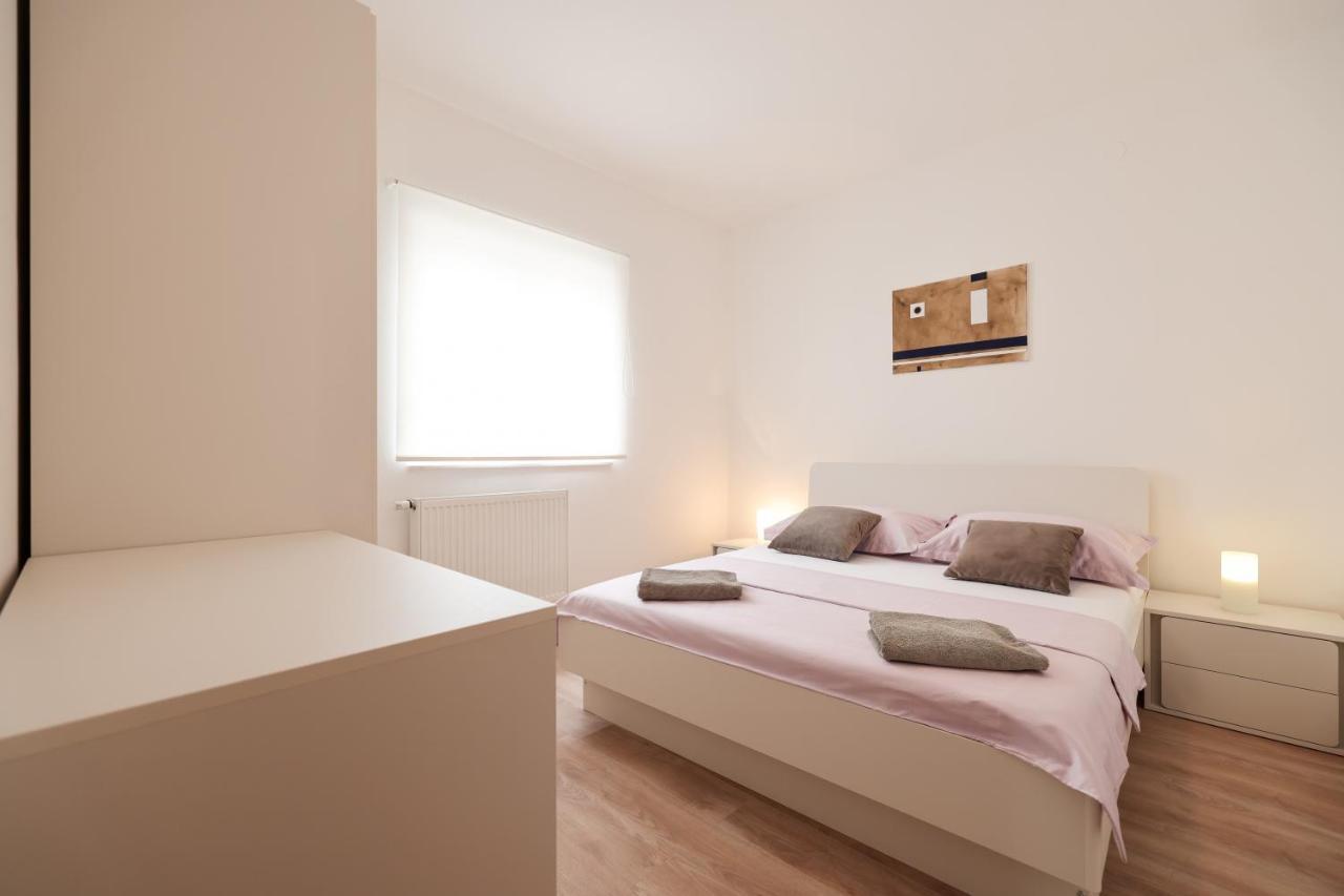 Apartment Leon 比比涅 外观 照片